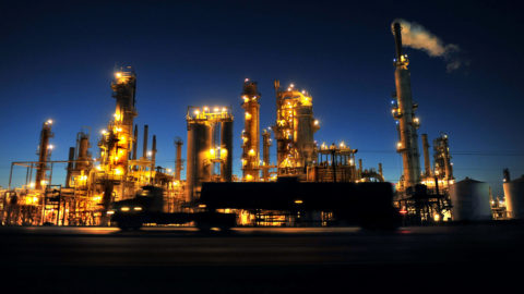analyzing refineries petroleum crude mdt